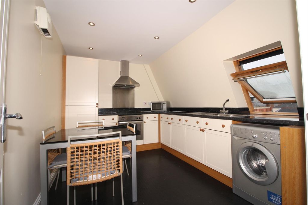 Property photo 3 of 6 Img_0718.Jpg