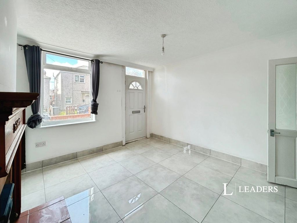 Property photo 2 of 16 Pbox-Img.Jpg