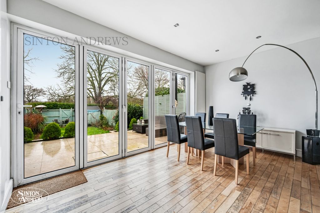 Property photo 3 of 15 Photo 3