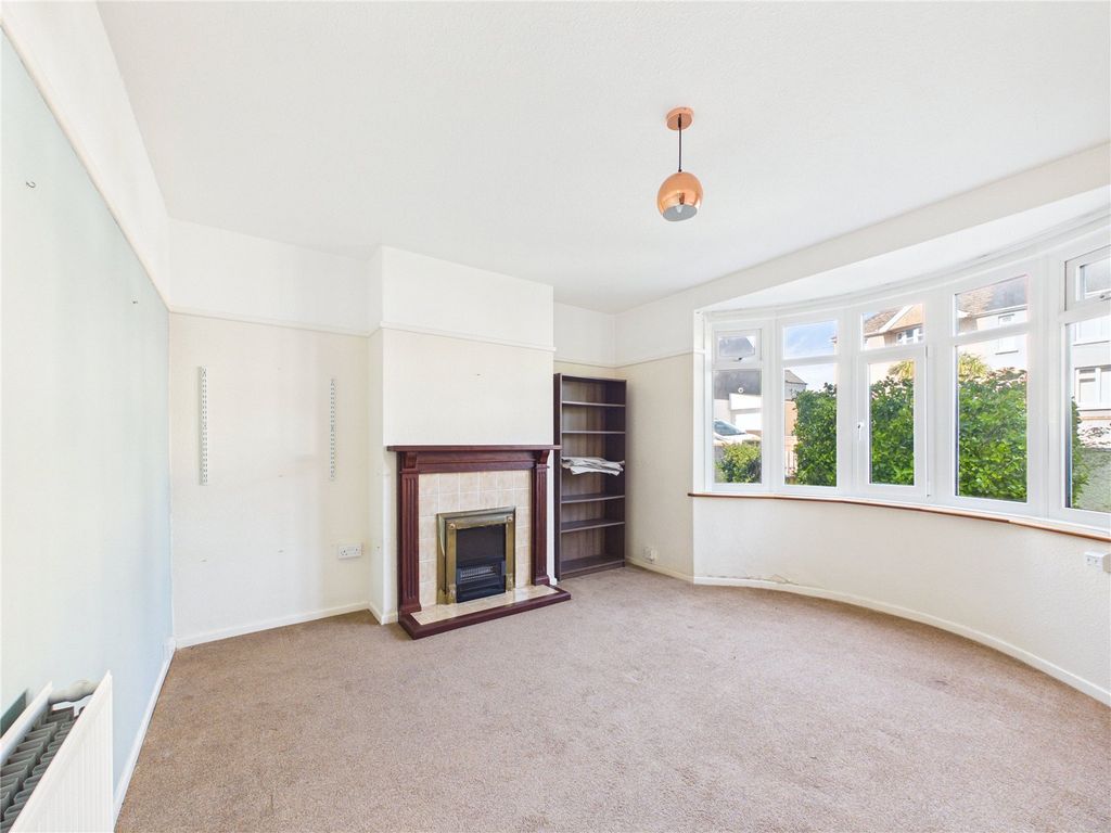 Property photo 3 of 29 Picture No. 03