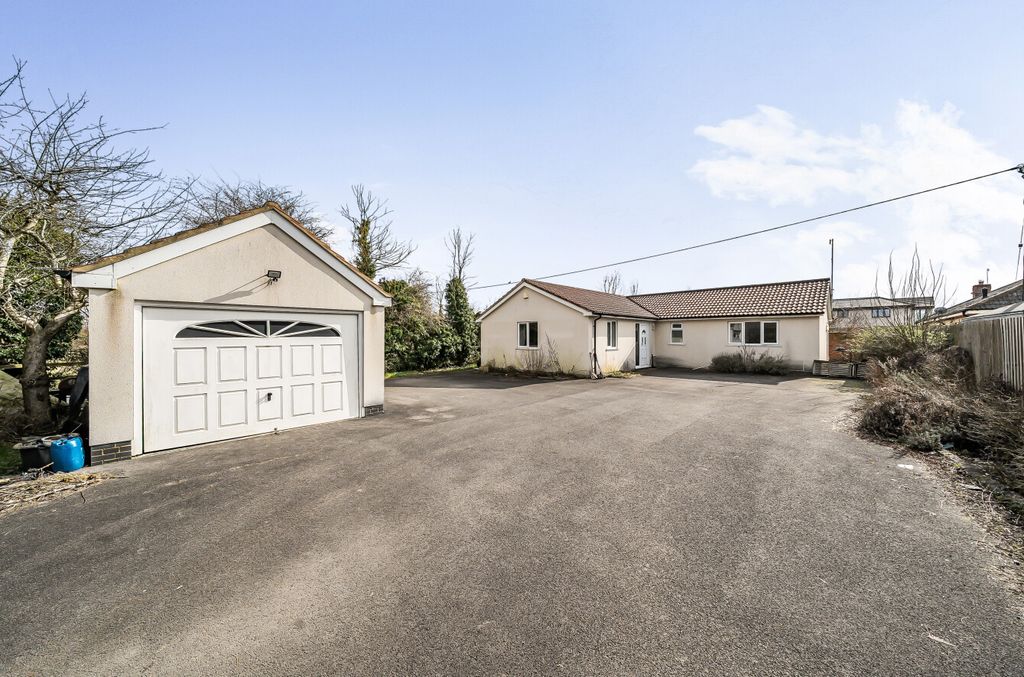 Property photo 1 of 11 Front