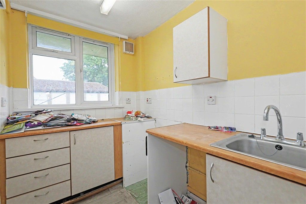 Property photo 3 of 5