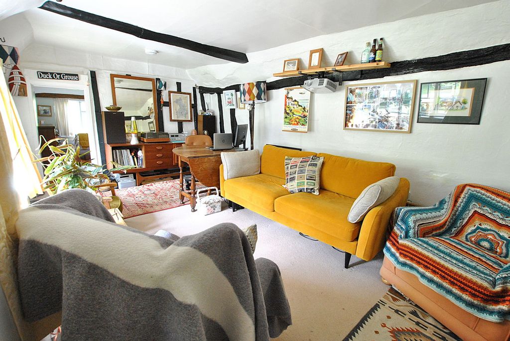 Property photo 3 of 15