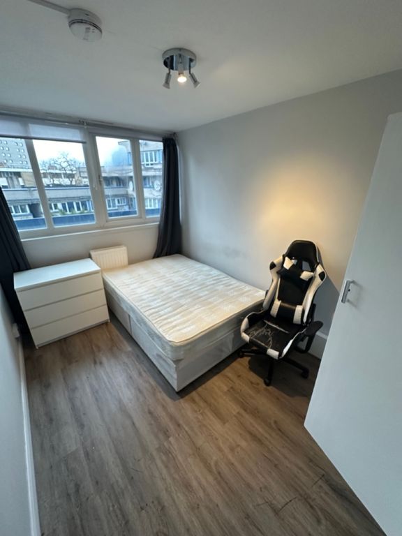 Property photo 1 of 12 Room A