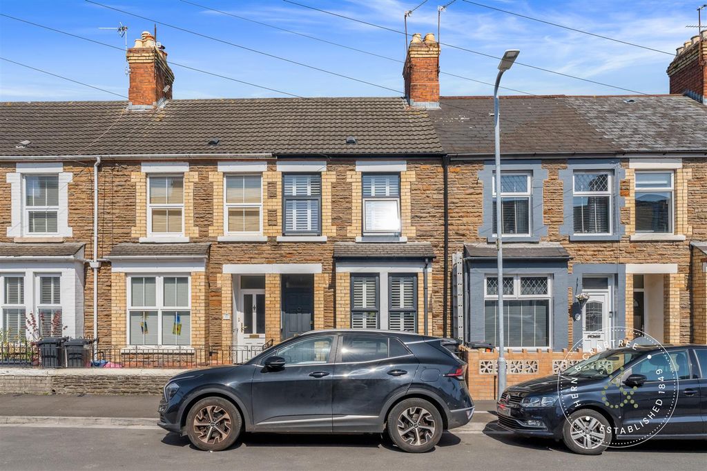 Property photo 1 of 25 Upper Kincraig St, Roath (17).Jpg