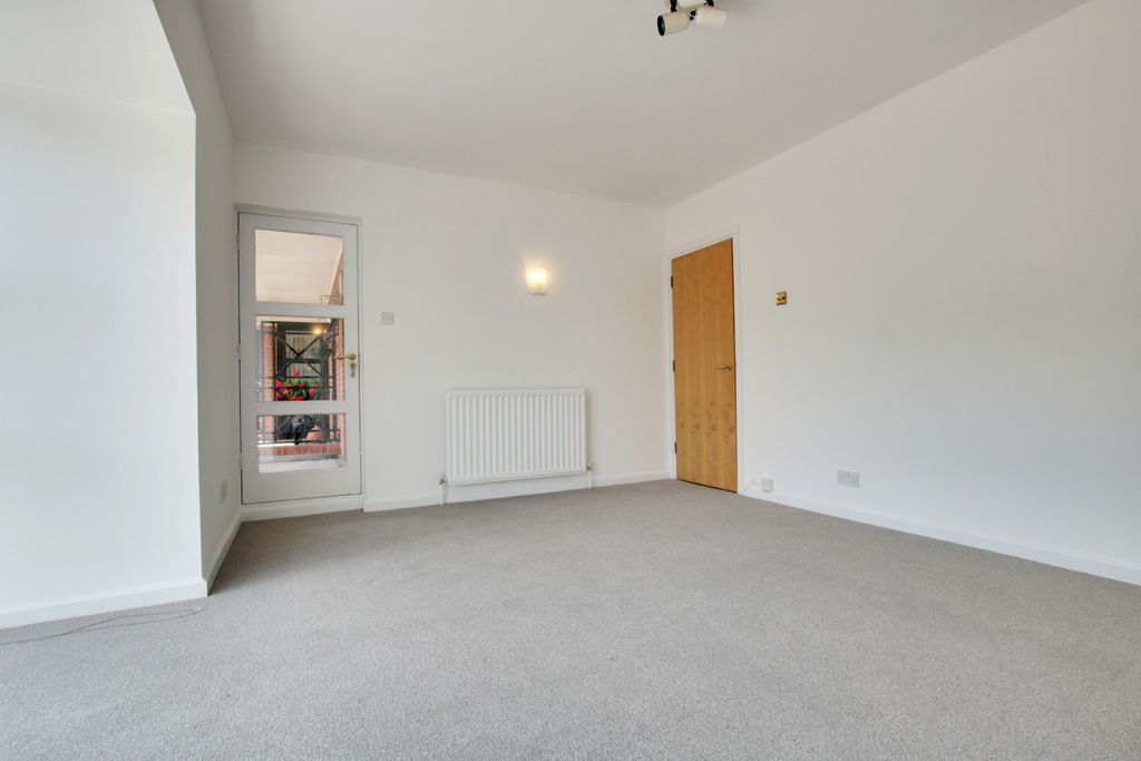 Property photo 3 of 11 1668513