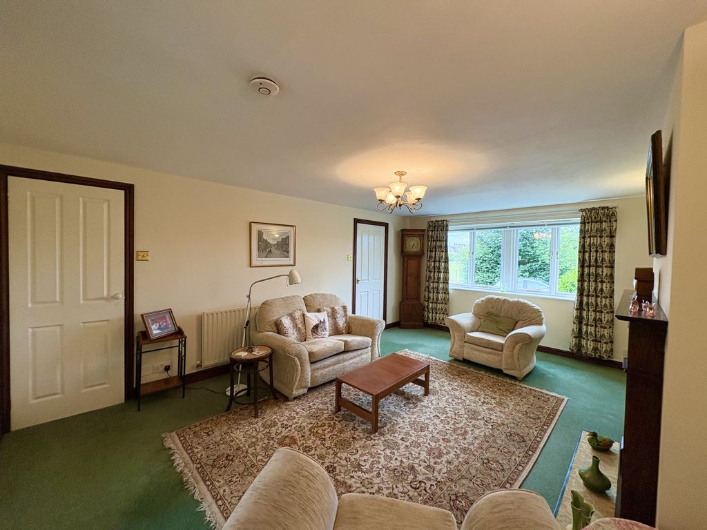 Property photo 2 of 26