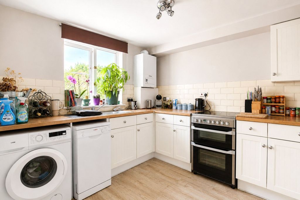 Property photo 3 of 10 Picture No. 06
