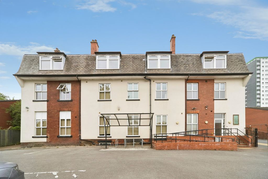 Property photo 1 of 13