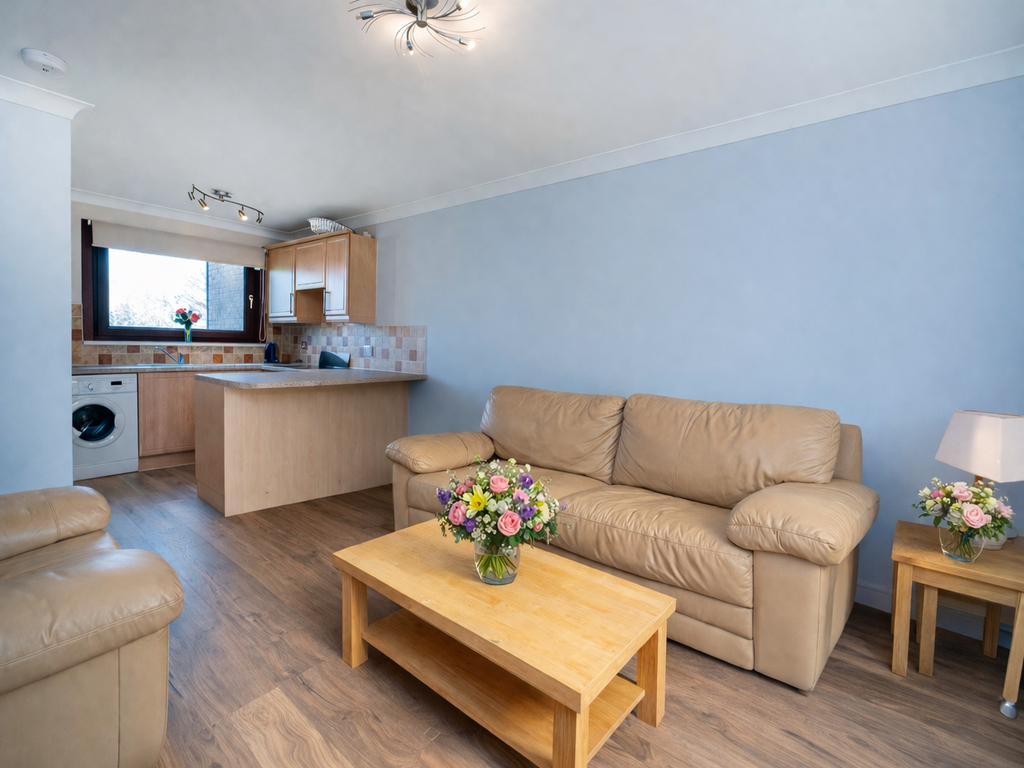 Property photo 2 of 13 Glamis Livingroom