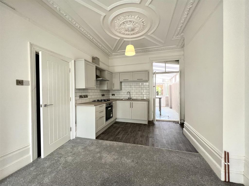 Property photo 2 of 12 Img_5379.Jpeg