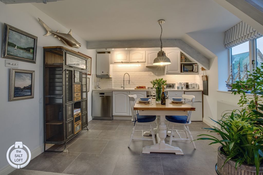 Property photo 2 of 8 Kitchen - View 3