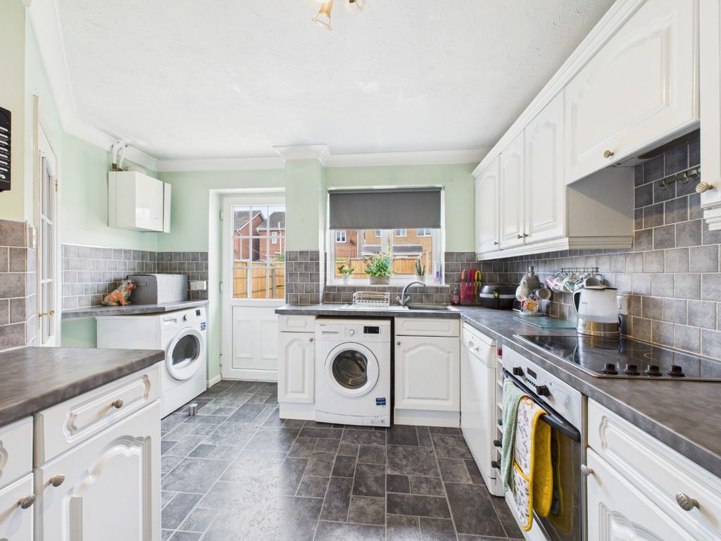 Property photo 3 of 15 4408747
