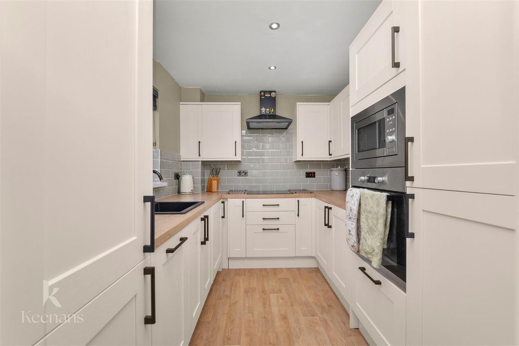 Property photo 2 of 38 3.Jpg