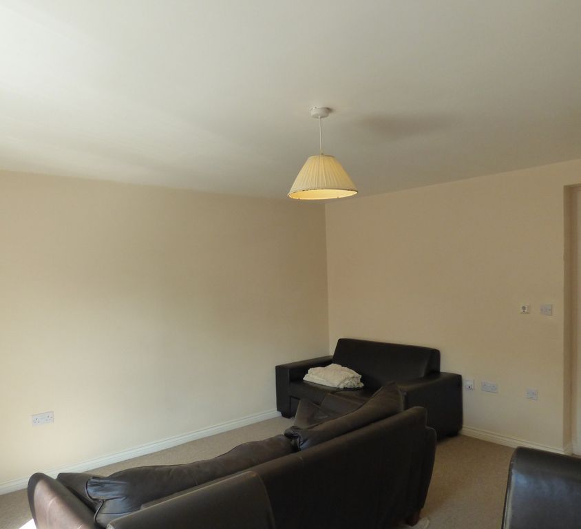 Property photo 2 of 8 Lounge 2.Jpg