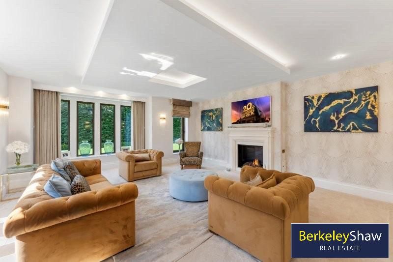 Property photo 3 of 75 5F8cd71F--4081-8Cf1-249Fb3086706-41112-000005Dadb4