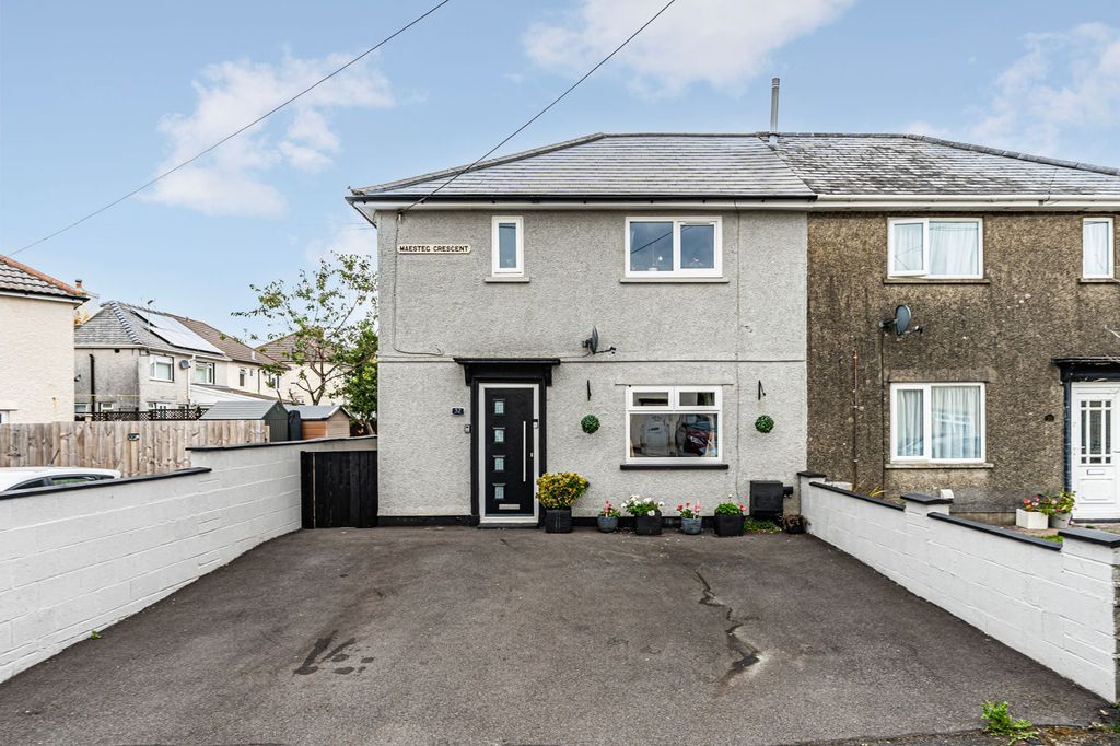 Property photo 1 of 30