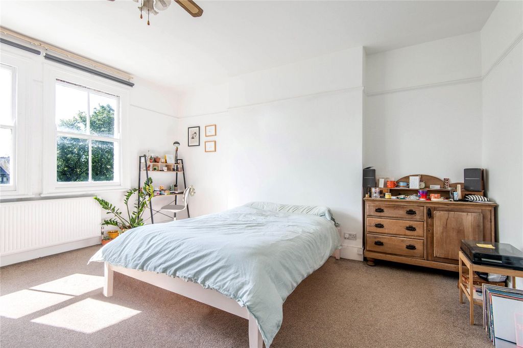 Property photo 3 of 13 Picture No. 44
