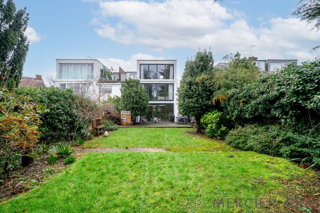 Property photo 2 of 26 Photo 23