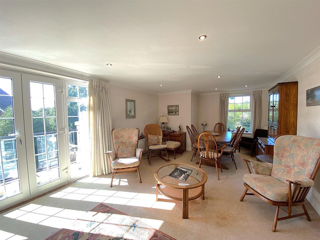 Property photo 3 of 20 14 Jasmine Way - Lounge2.Jpg