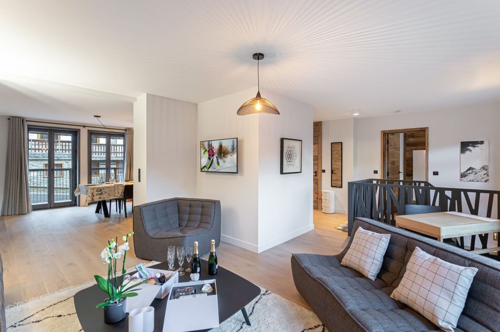 Property photo 3 of 12 Apartment For Sale i