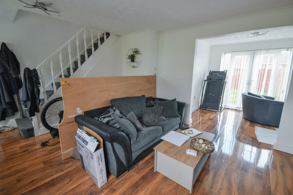 Property photo 3 of 16