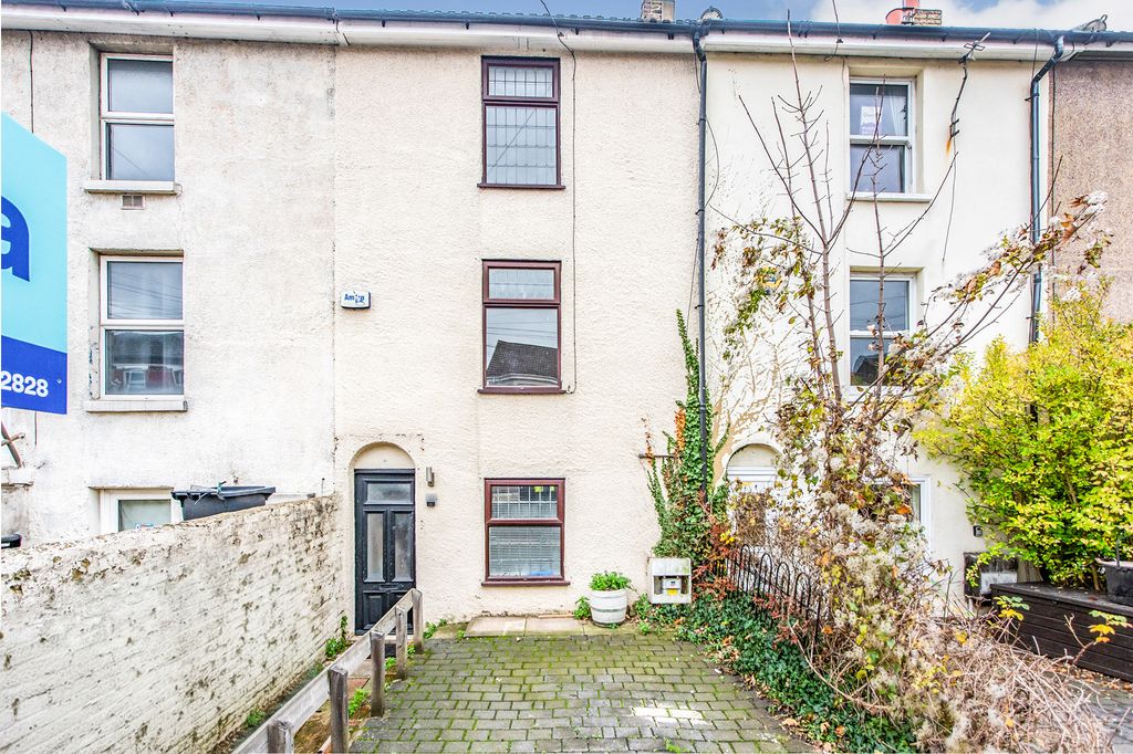 Property photo 1 of 12 Photo #1