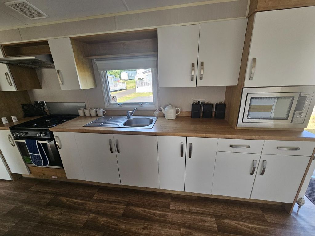 Property photo 3 of 8 Willerby Richmond Wcf 2018 Car0063859 107631592.Jpeg