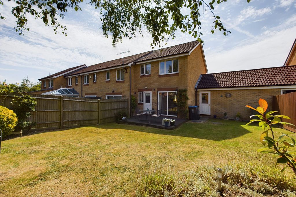 Property photo 2 of 19