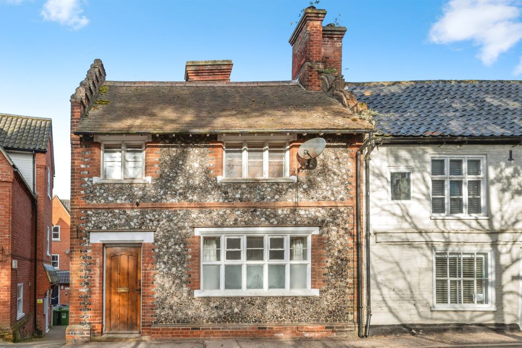 Property photo 1 of 15
