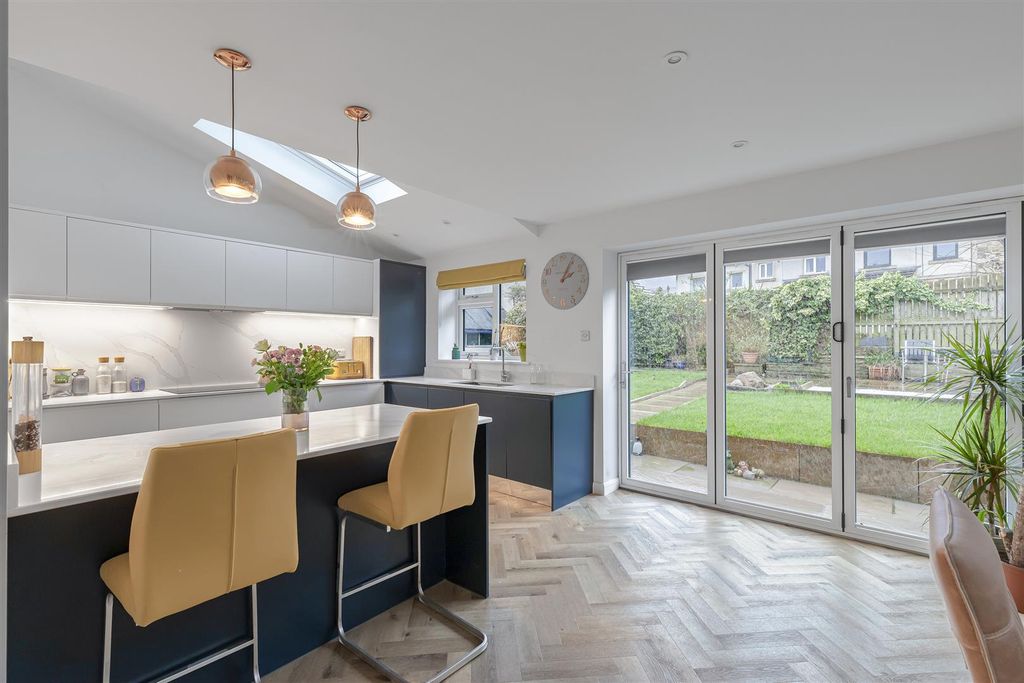 Property photo 2 of 35 Img_5154.Jpg