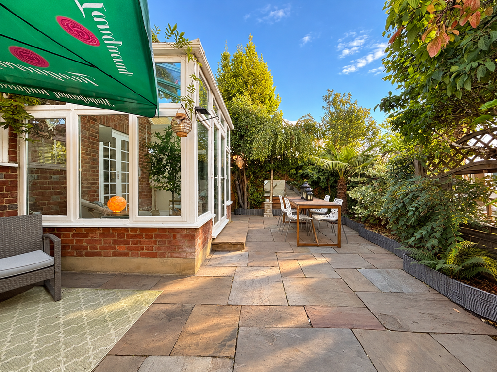 Property photo 2 of 30