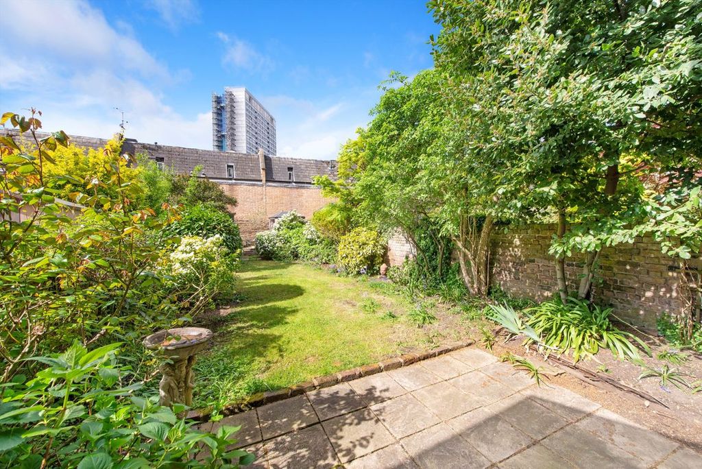 Property photo 3 of 7