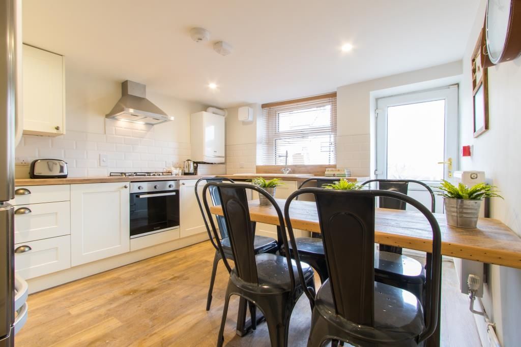 Property photo 1 of 12 Photo 0