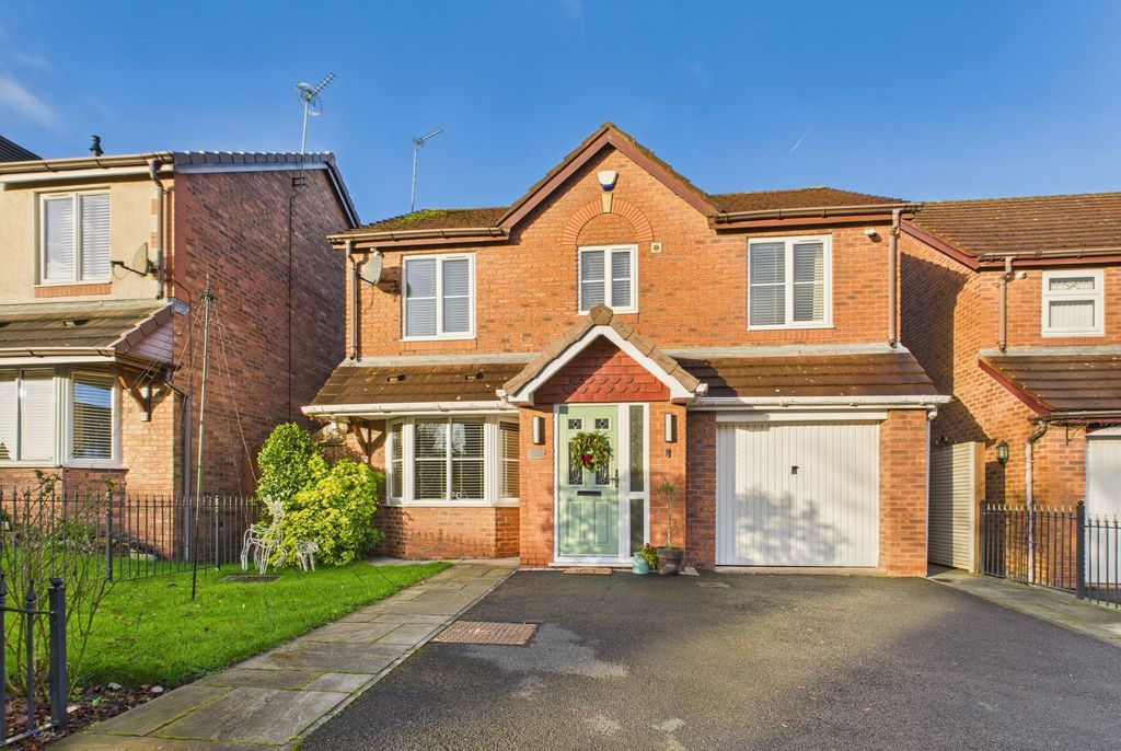 Property photo 1 of 44