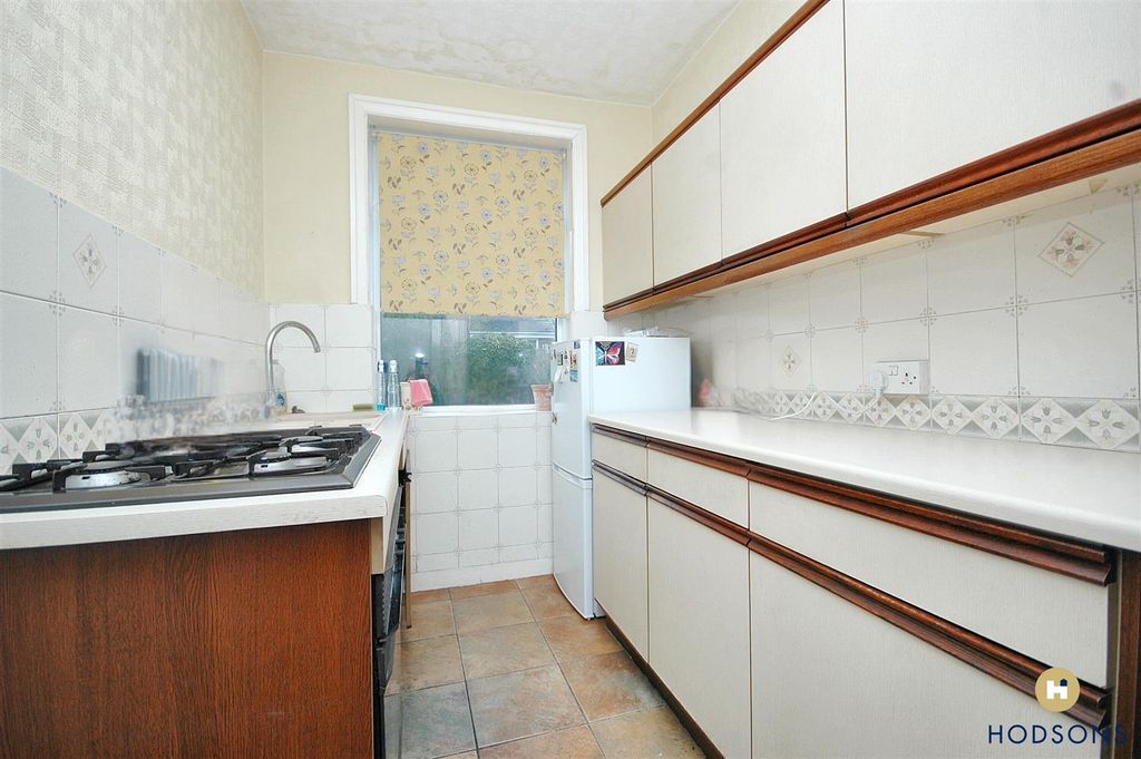 Property photo 2 of 10 468A6454-Cdae-488d-8Ed9-82Ddd7B512E0.Jpg