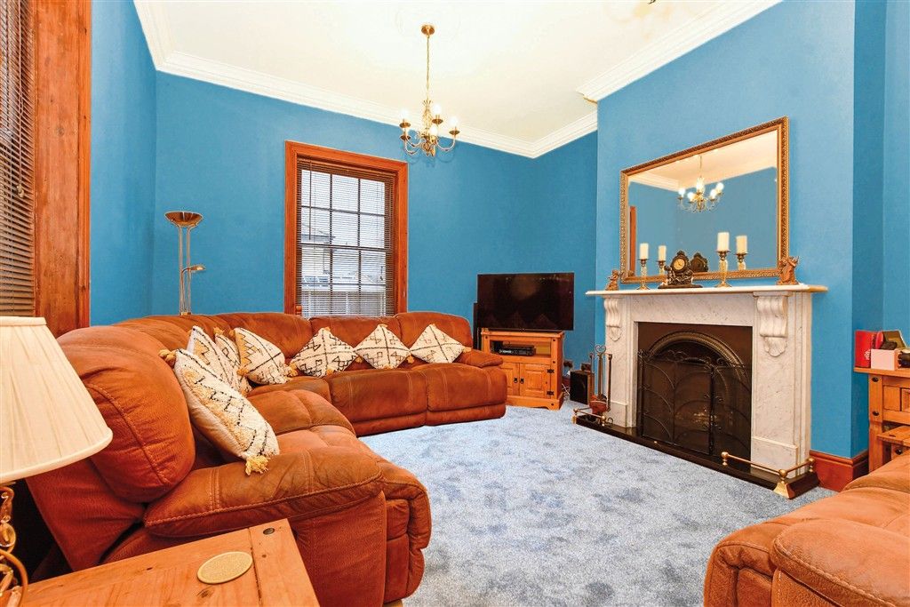 Property photo 1 of 13 Sitting Room