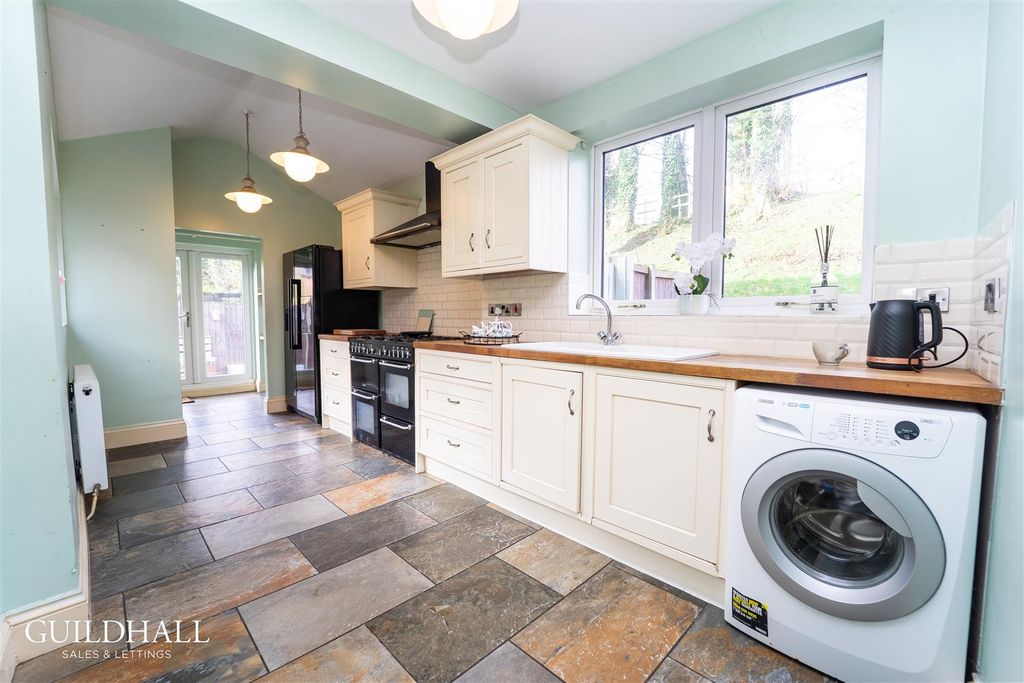 Property photo 3 of 26 5.Jpg