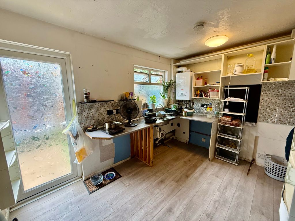 Property photo 3 of 7