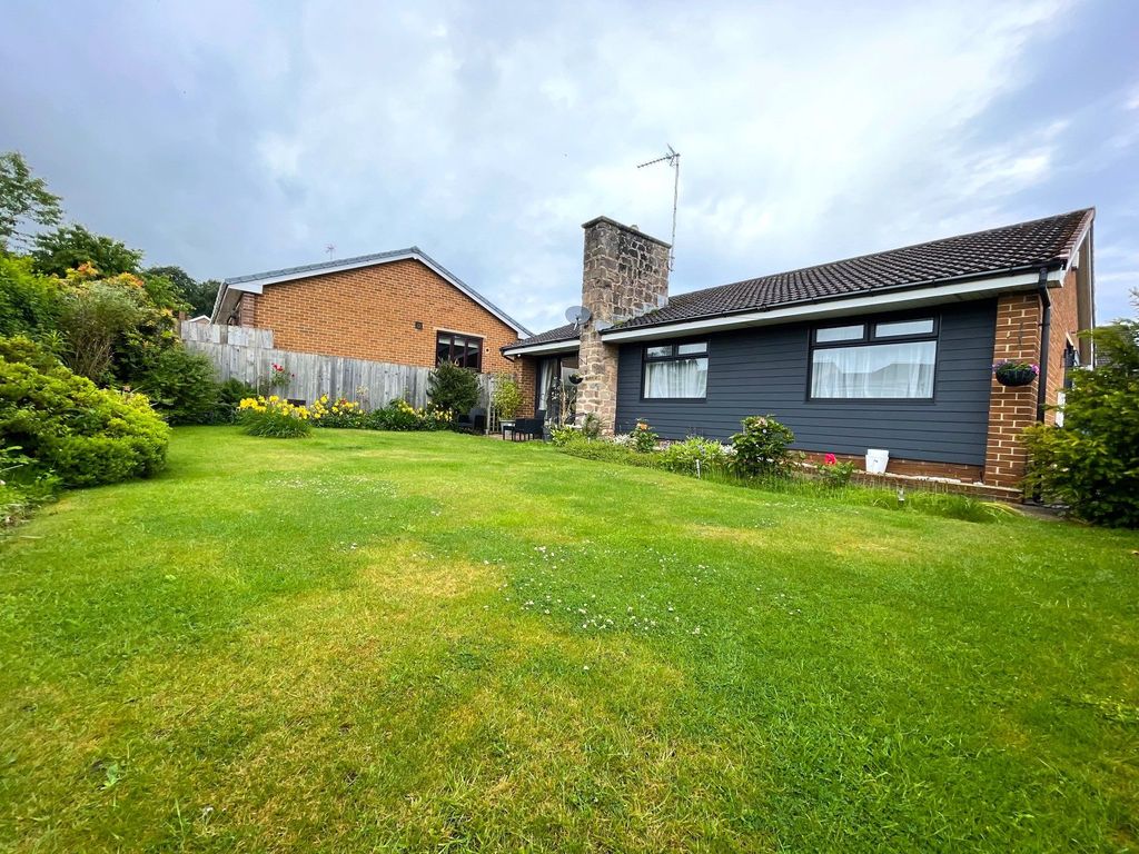 Property photo 1 of 17 Photograph 1