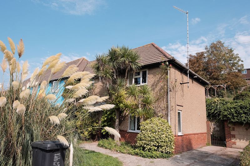 Property photo 1 of 11 Front Exterior