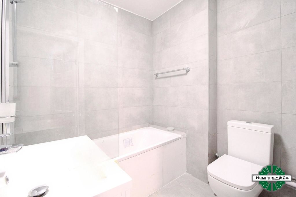 Property photo 2 of 9 Pbox-Img.Jpg