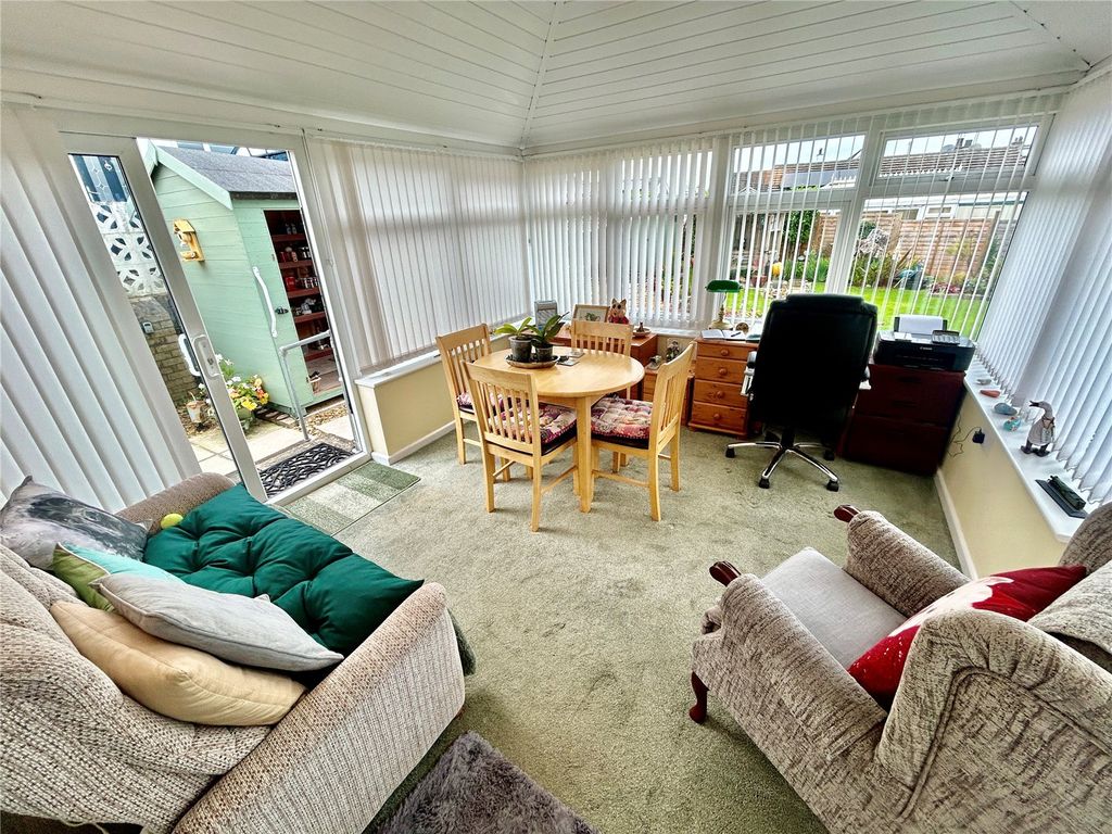 Property photo 3 of 16 Picture No. 11