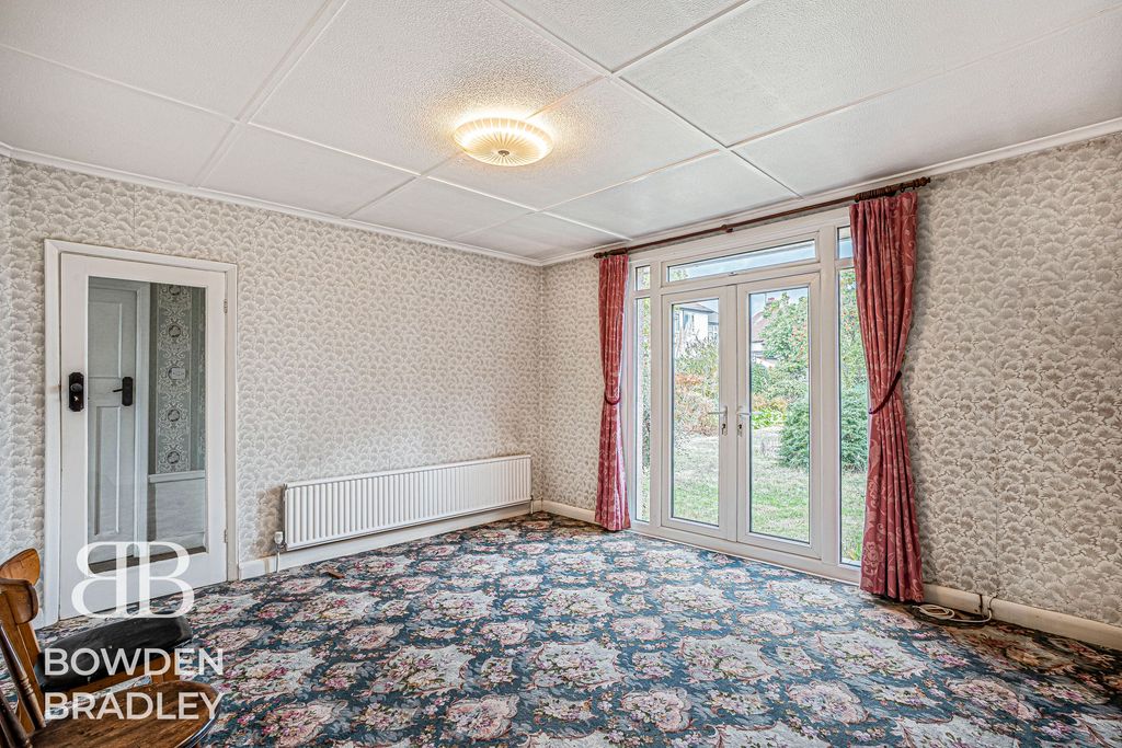 Property photo 3 of 24