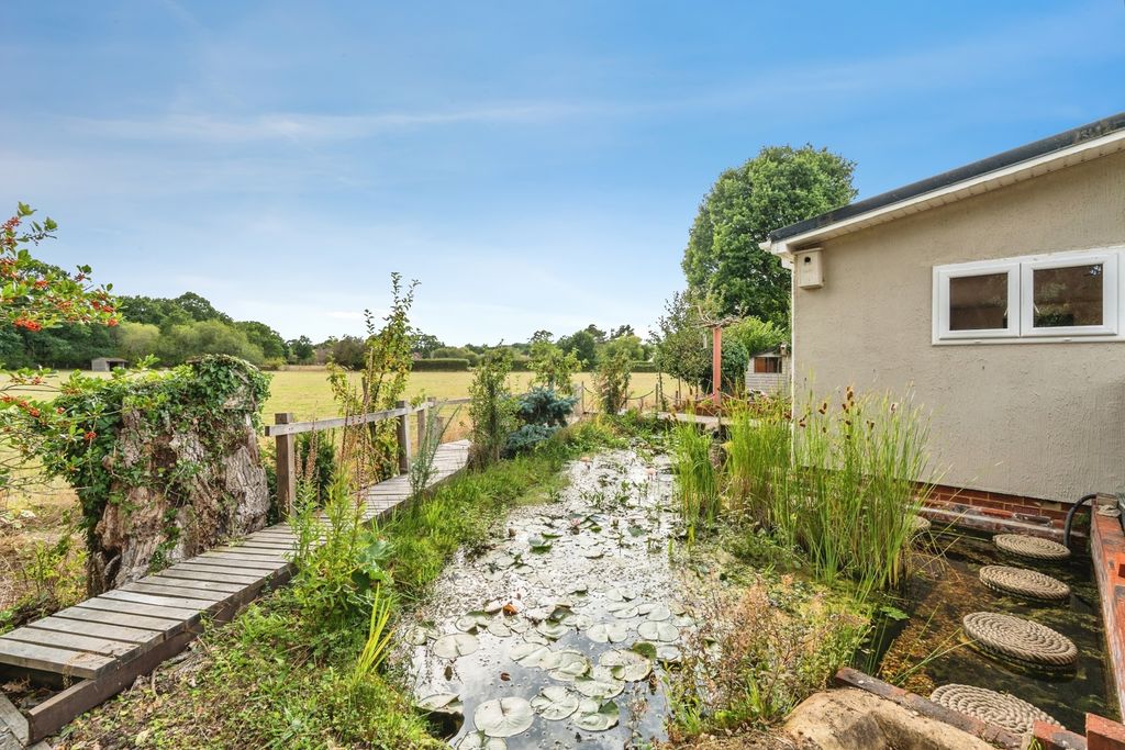 Property photo 3 of 30 Pbox-Img.Jpg