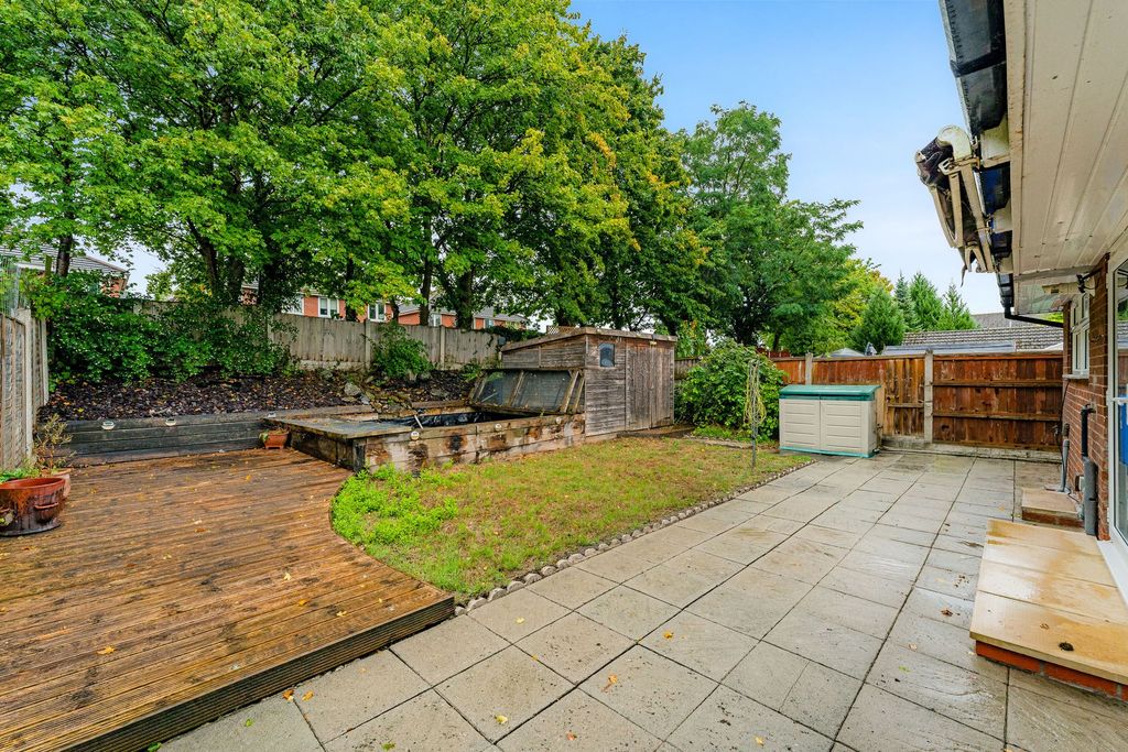 Property photo 2 of 13
