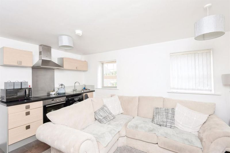 Property photo 2 of 8 Photo 2