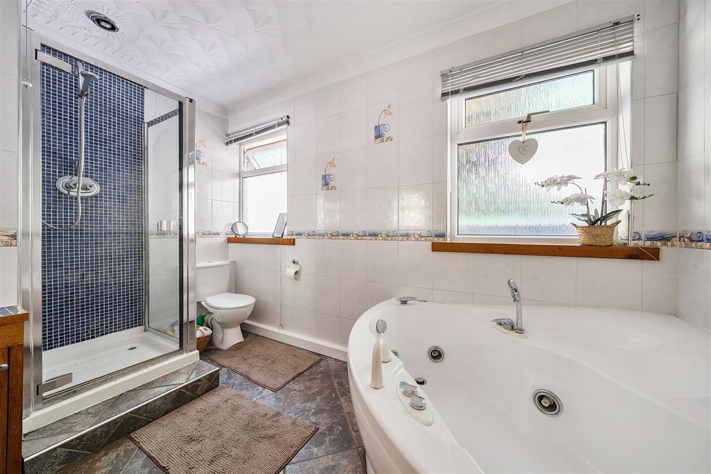 Additional image 12 of 4 bed detached house for saleYr Allt, Llangennech, Llanelli SA14