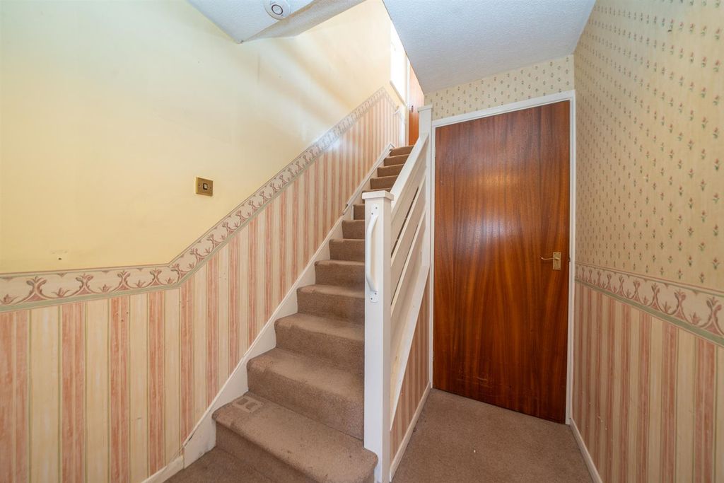 Property photo 2 of 19 3-Hunting-Gate-2561.Jpg