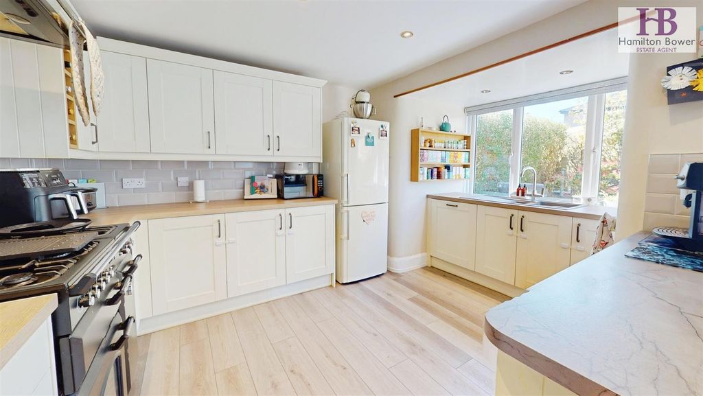 Property photo 2 of 23 08E495F3-6-Newlands-Drive-04112025_095131.Jpg